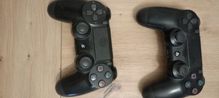 PS4 (PlayStation 4) 500GB + 8 juegos