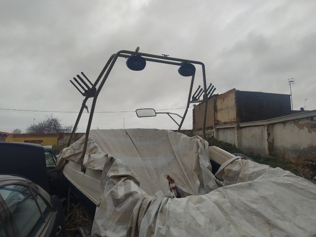 Bayliner Capri 2052 LS motor averiado con remolque