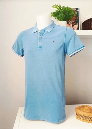 Polo Tommy Hilfiger azul, talla M