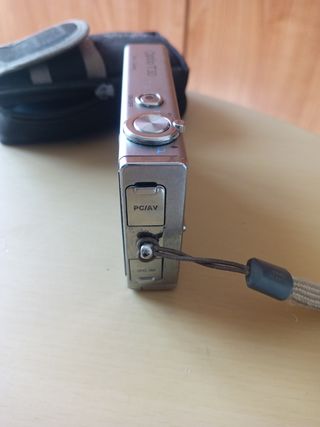 Pentax Optio T30 con accesorios - Cámara compacta