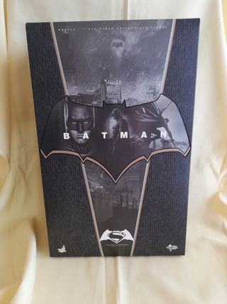 Figura Batman BVS MMS342
