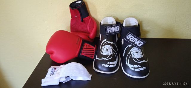 Guantoni Boxe 12oz - conchiglia protezione - piedi