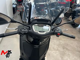 PIAGGIO BEVERLY 400 HPE | 2024 | 783kms | 49€/mes
