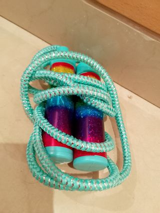 Comba arcoiris niña, sin usar