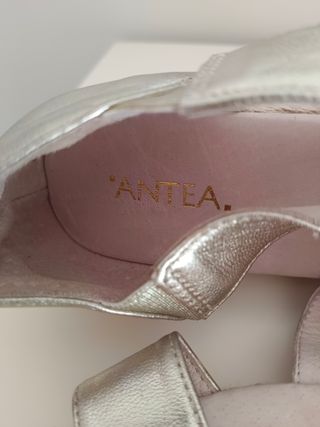 Sandalias cuña dorada nº 37