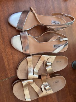 Sandalias doradas y plateadas de Oysho y Formula J
