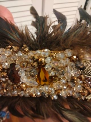 Cinturón joya plumas dorado