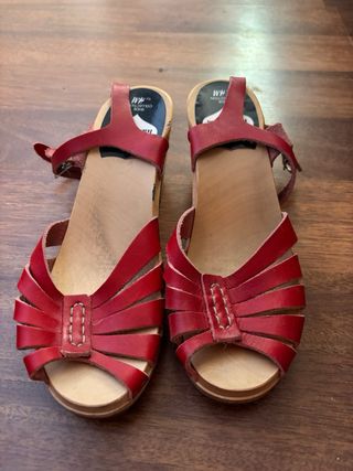 Sandalias rojas Hasbeens by H&M