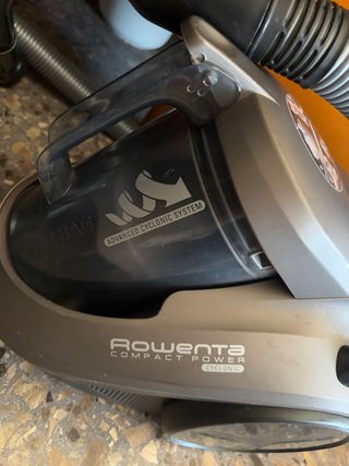 Aspiradora Rowenta Compact Power Cyclonic