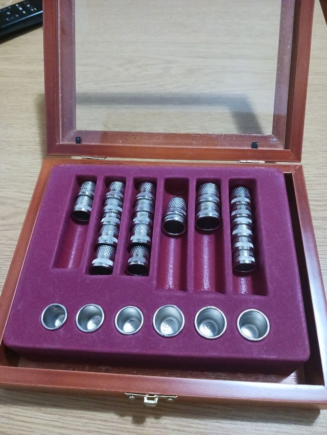 Juego de Dedales Metálicos