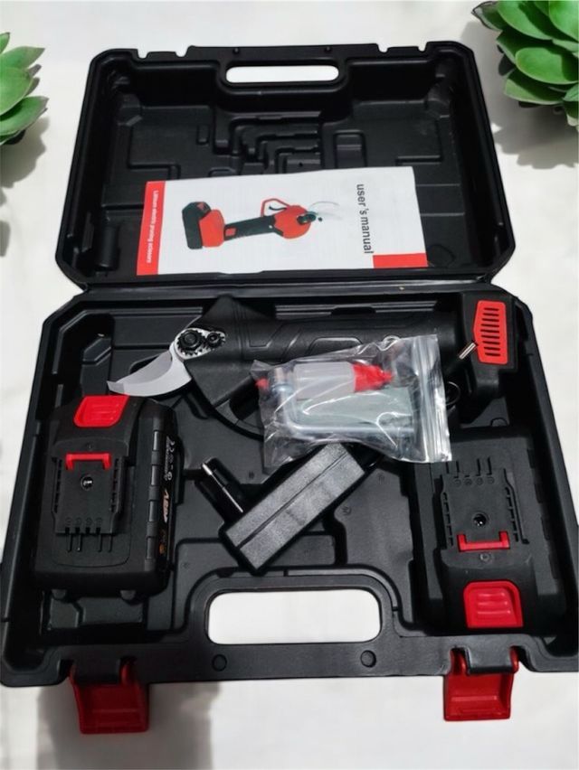 Forbici elettriche potatura