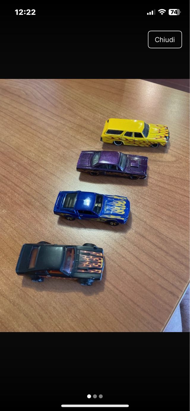 Hot Wheels flames  4 auto