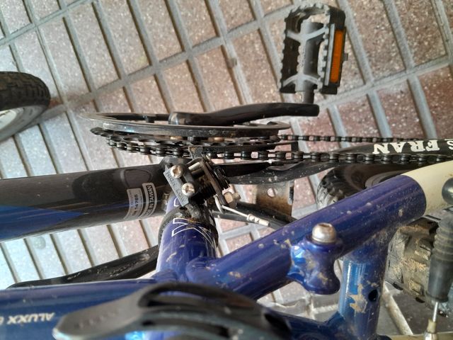 Bicicleta Giant 20" MTB