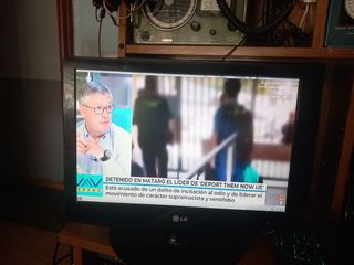 TV LG TDT negra 24pulgadas