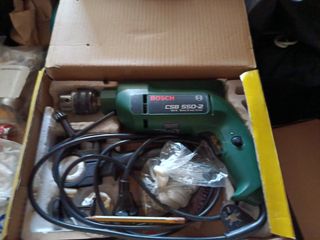 Bosch CSB 550-2: Taladro percutor 2 vel. Con broca