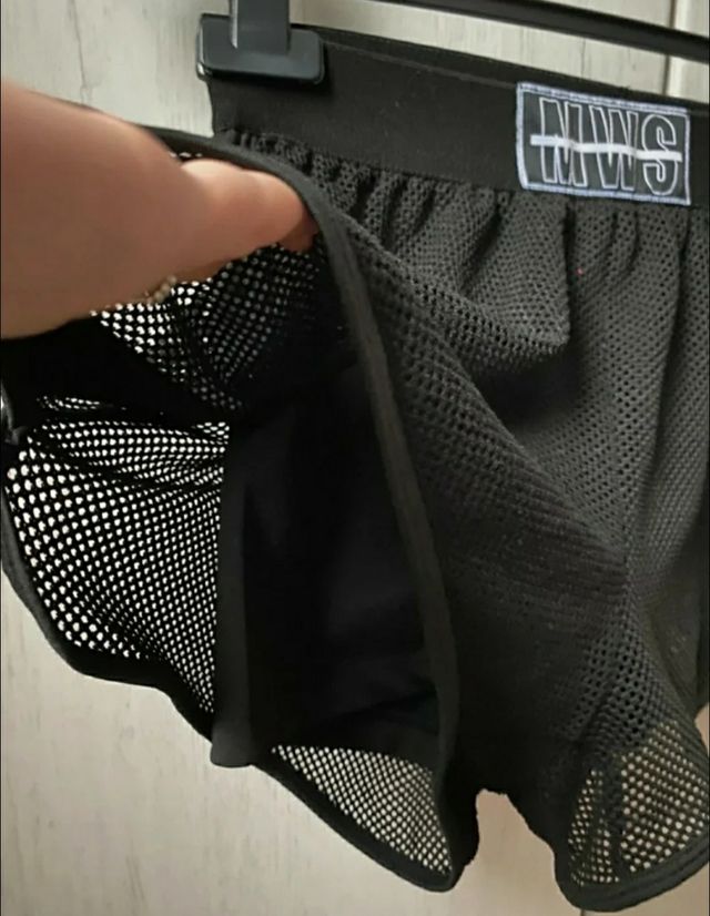 Short deportivo nuevo negro de chica.