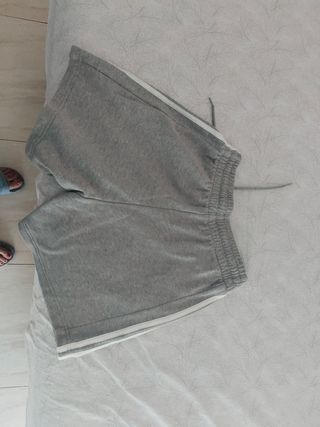 Shorts Adidas Gris Talla S