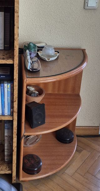 Estantería rinconera madera