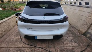 Peugeot e-208 2021