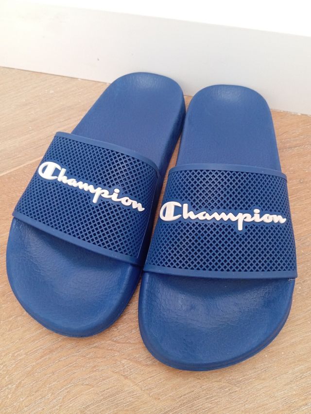Chinelos Champion azuis, tamanho 35½ - 36