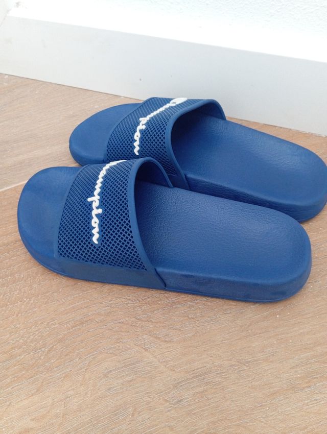 Chinelos Champion azuis, tamanho 35½ - 36