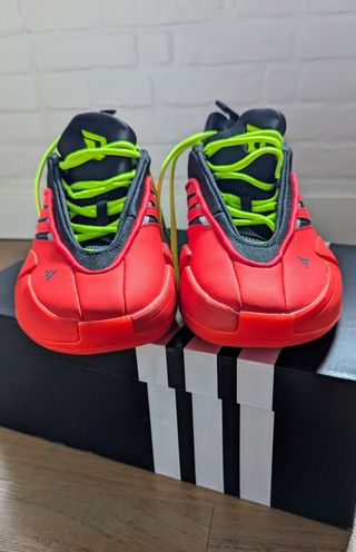 Adidas Dame 9