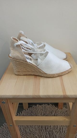 Alpargatas cuña blancas