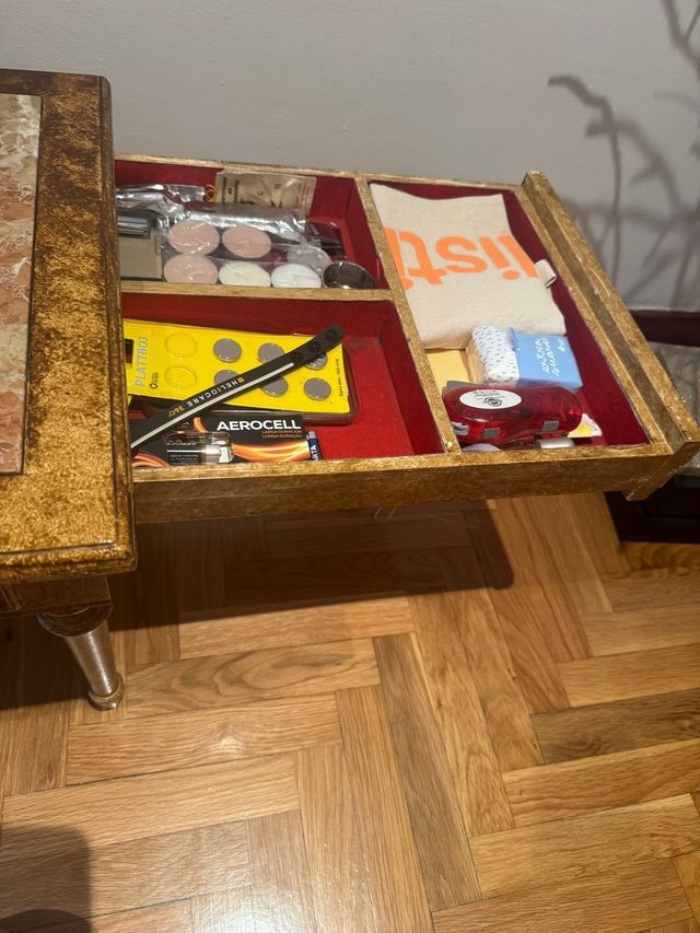 Mesa baja marmol-madera