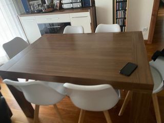 Mesa comedor madera marrón