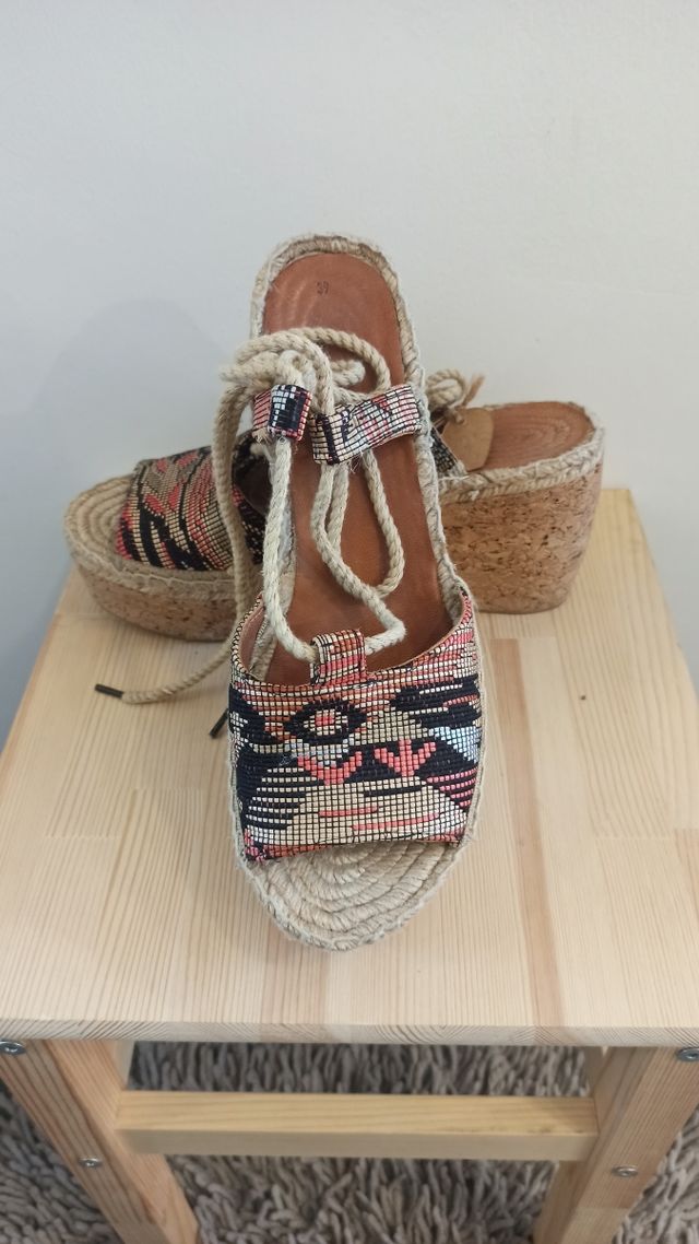 Sandalias cuña multicolor nº39