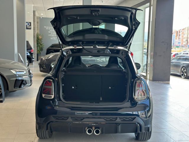 Mini John Cooper Works 2.0 231cv