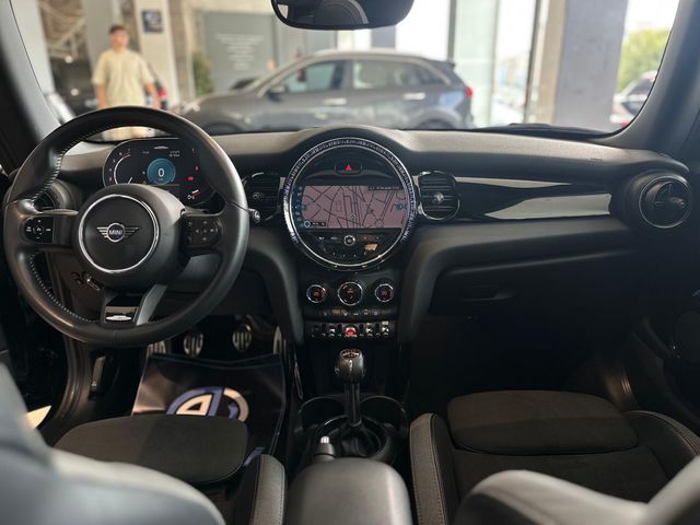 Mini John Cooper Works 2.0 231cv