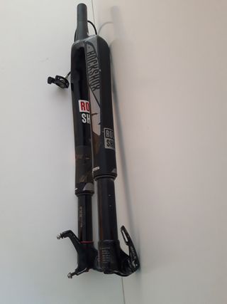Horquilla Rock Shox invertida , modelo RS1 de 29 ,