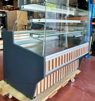 VITRINA EXPOSITORA L UZ LED INCLUIDA