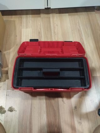 Caja herramientas Tayg roja