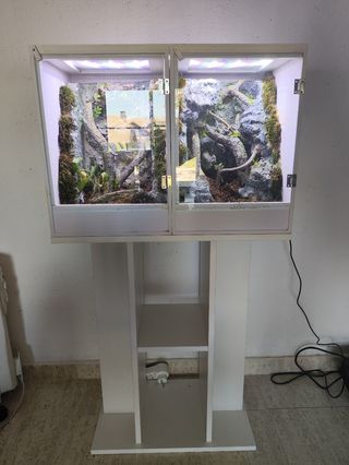 Terrarios de PVC + Mesa soporte