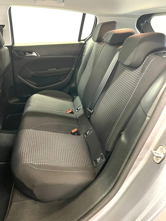 Peugeot 308 2018
