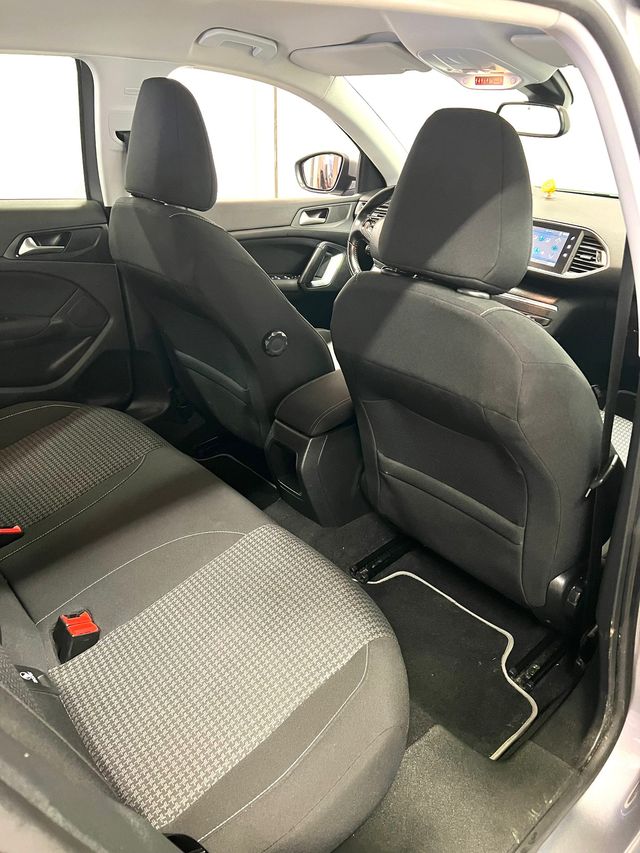 Peugeot 308 2018
