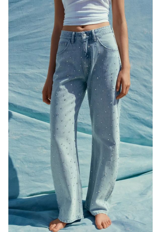 Jeans talla 38 TRF curved strass tiro alto