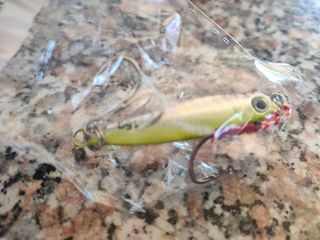Esche artificiali pesca 1pz