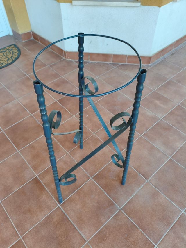 Macetero metal negro