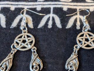 Pendientes góticos murciélago ataúd