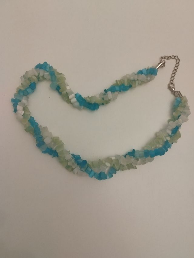 Gargantilla turquesa-verde