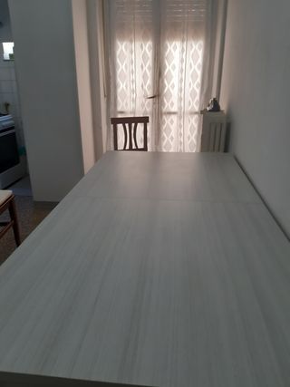 Tavolo grande da cucina o sala  allungabile 