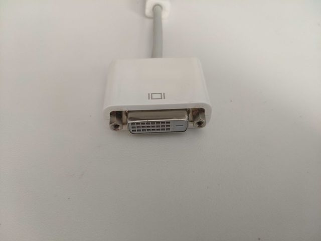 Adaptador Mini DVI - DVI-D Apple