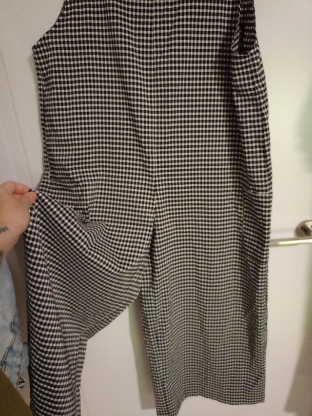 Mono/ peto cuadros blanco-negro