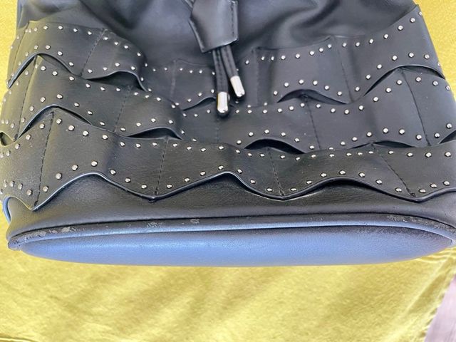 Bolso negro - asa ajustable