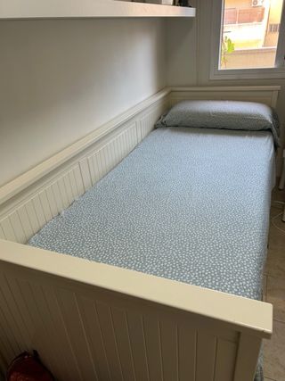 Cama divan Ikea blanca - 3 cajones