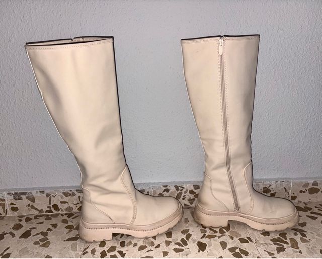 Botas altas beige
