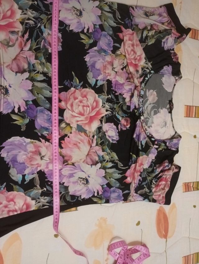 Blusa Le Fate fiori multicolor con pietre dure 